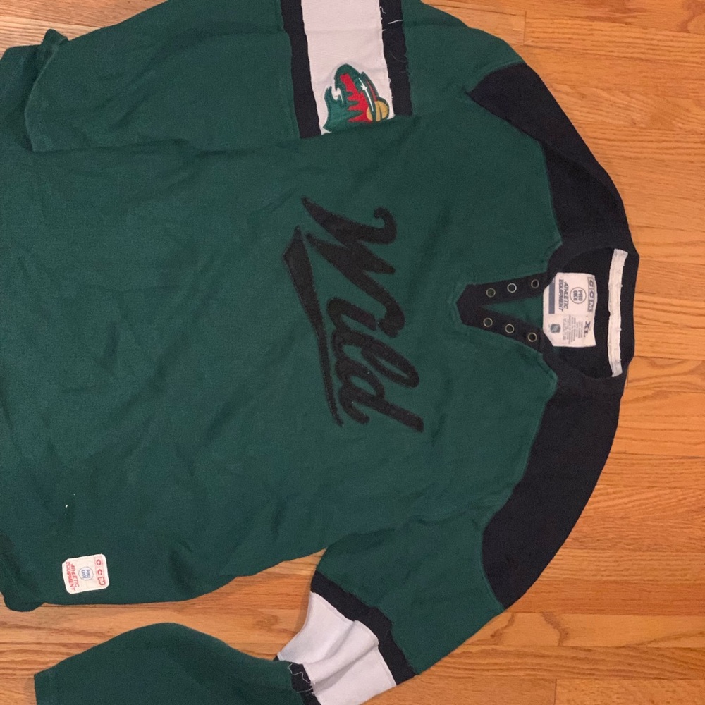 MN Wild pull over